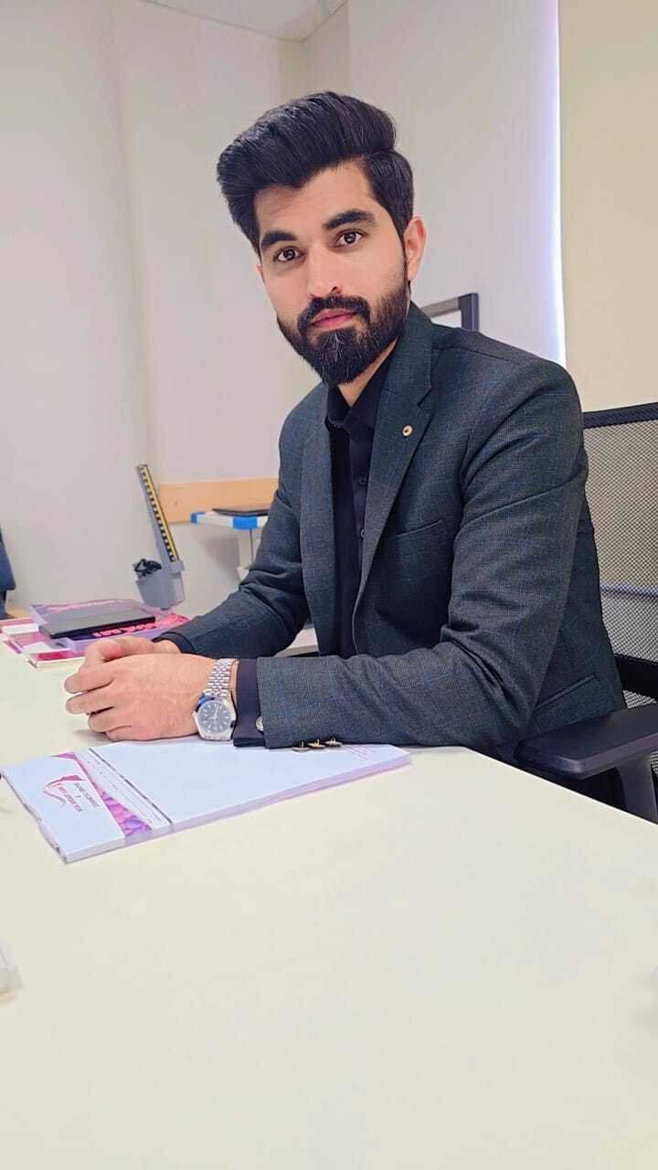 Zahid Aziz, Manager